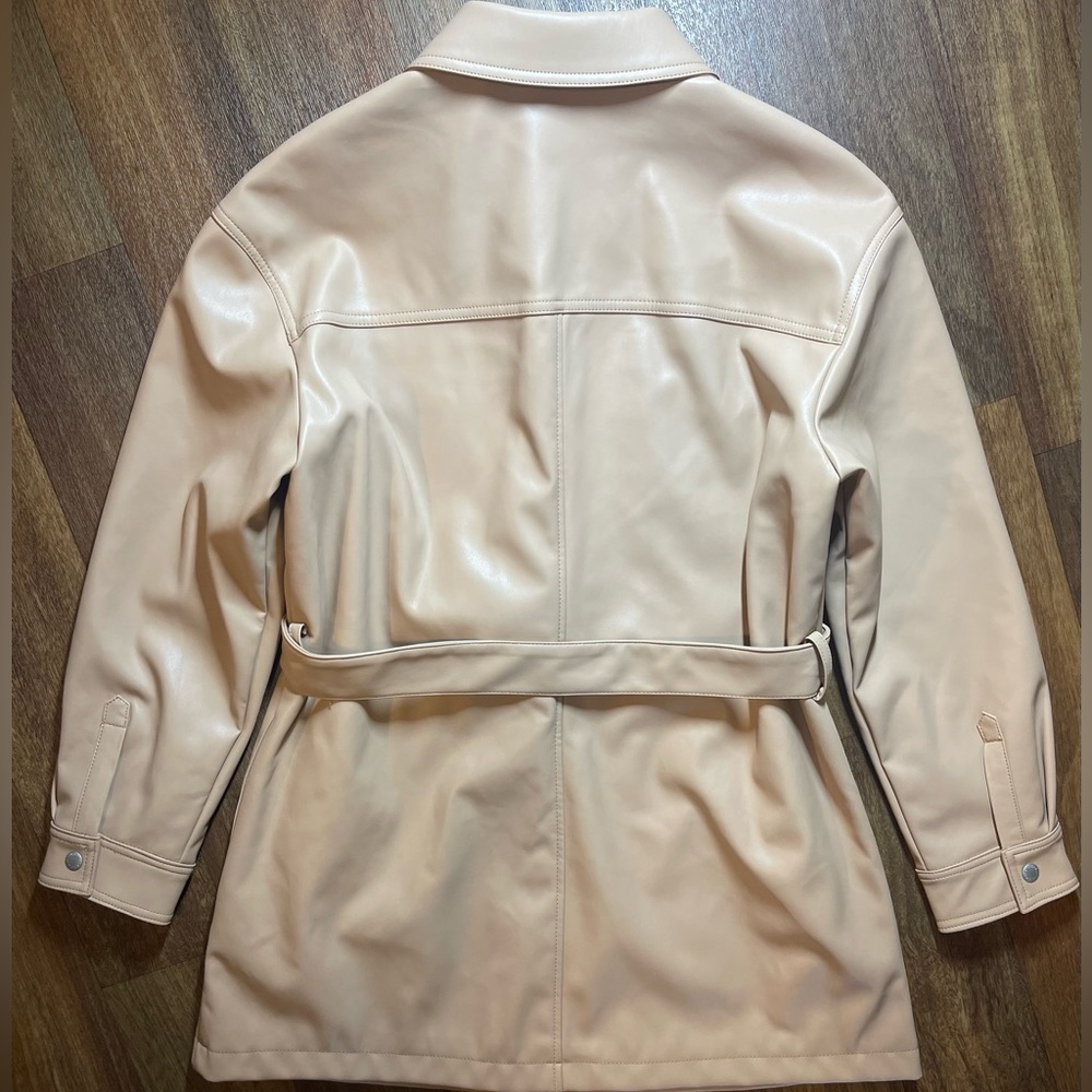 Levi's Women's Faux Leather Belted Shirt Jacket Size Large Color Cream - Picture 15 of 16